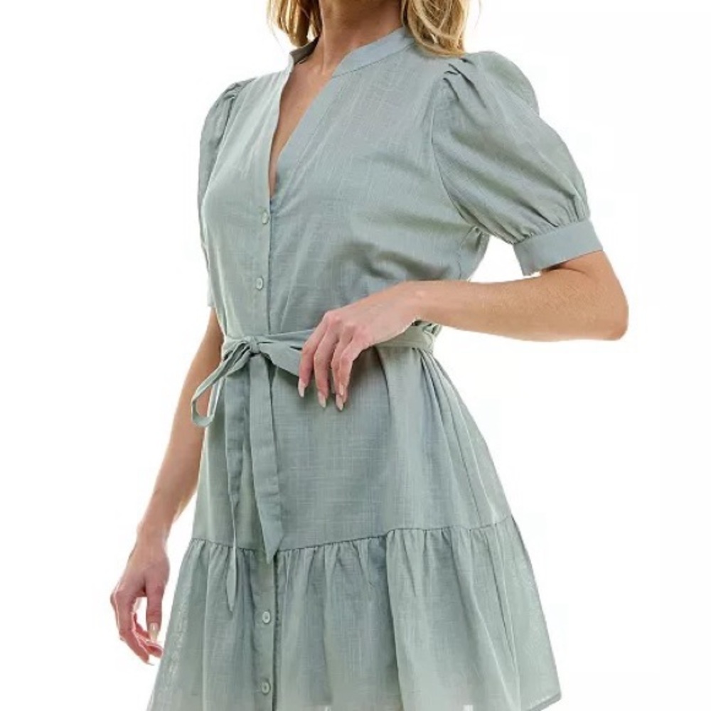B Darlin Short Sleeve Button Front Dress